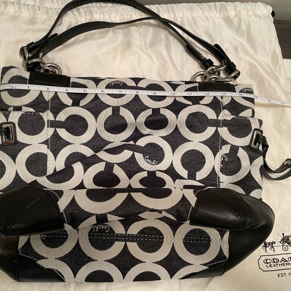 Authentic Coach Purse - Picture 5 of 10